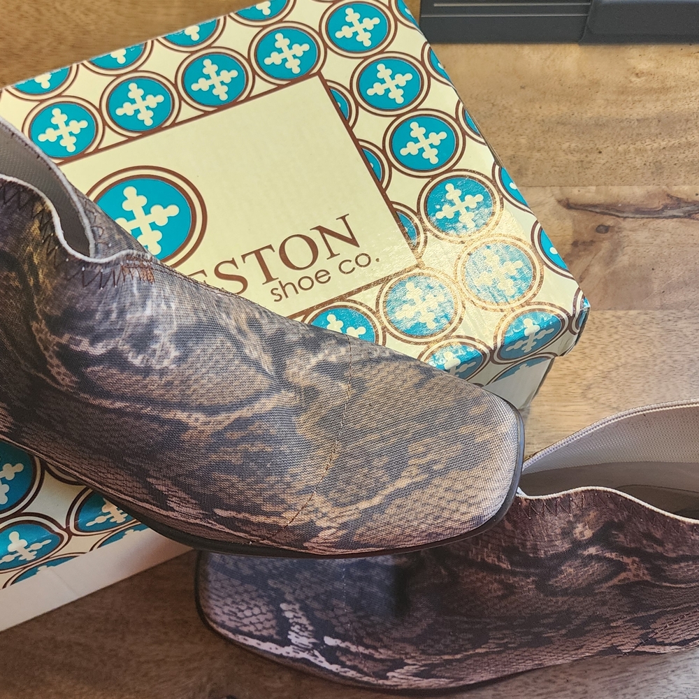 Women's Snake Print Ankle Boots